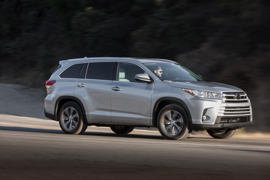  Toyota Highlander XLE 2016 года  (фото 2 из 18)